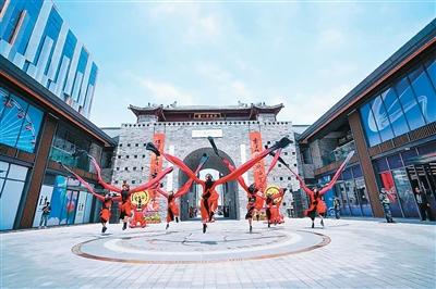 二〇二四年四月，徐州文庙街区开街仪式节目表演。