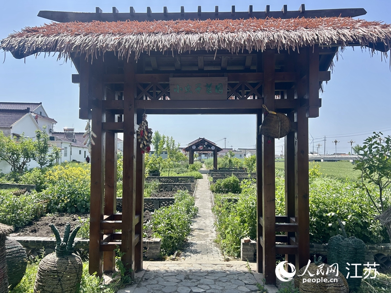 草王村一景。人民网记者 王丹丹